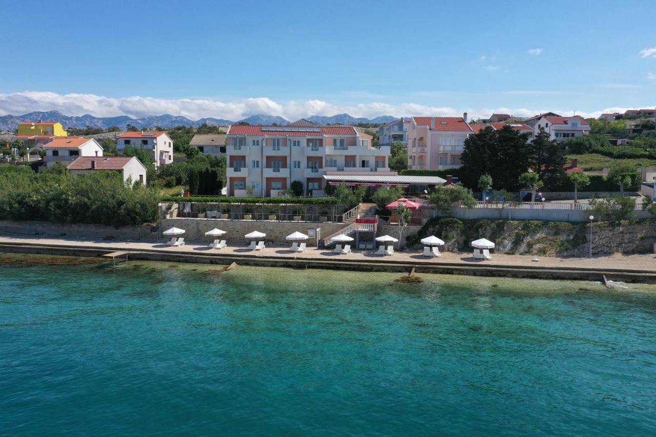 Pension Augustino Miletici Экстерьер фото