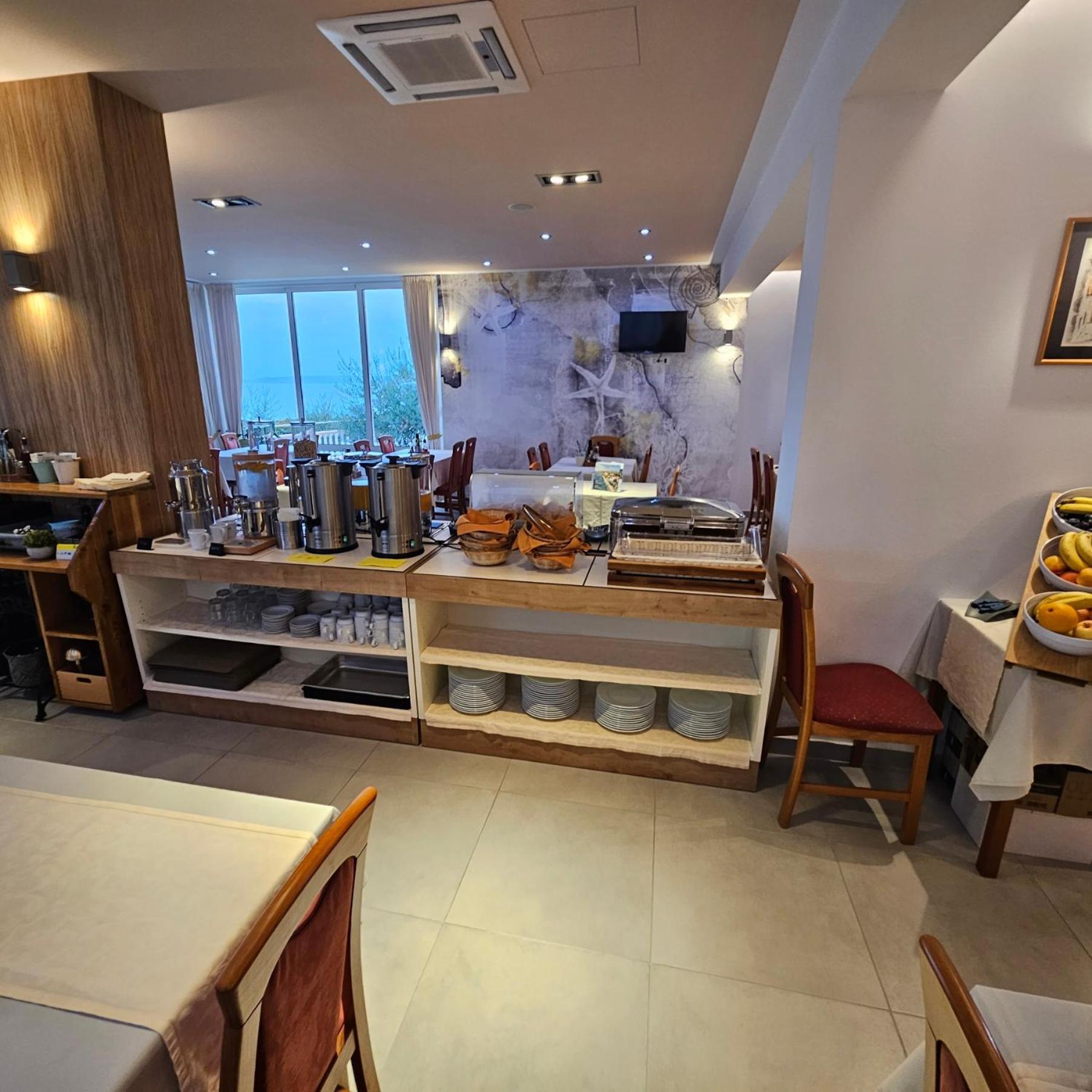 Pension Augustino Miletici Экстерьер фото
