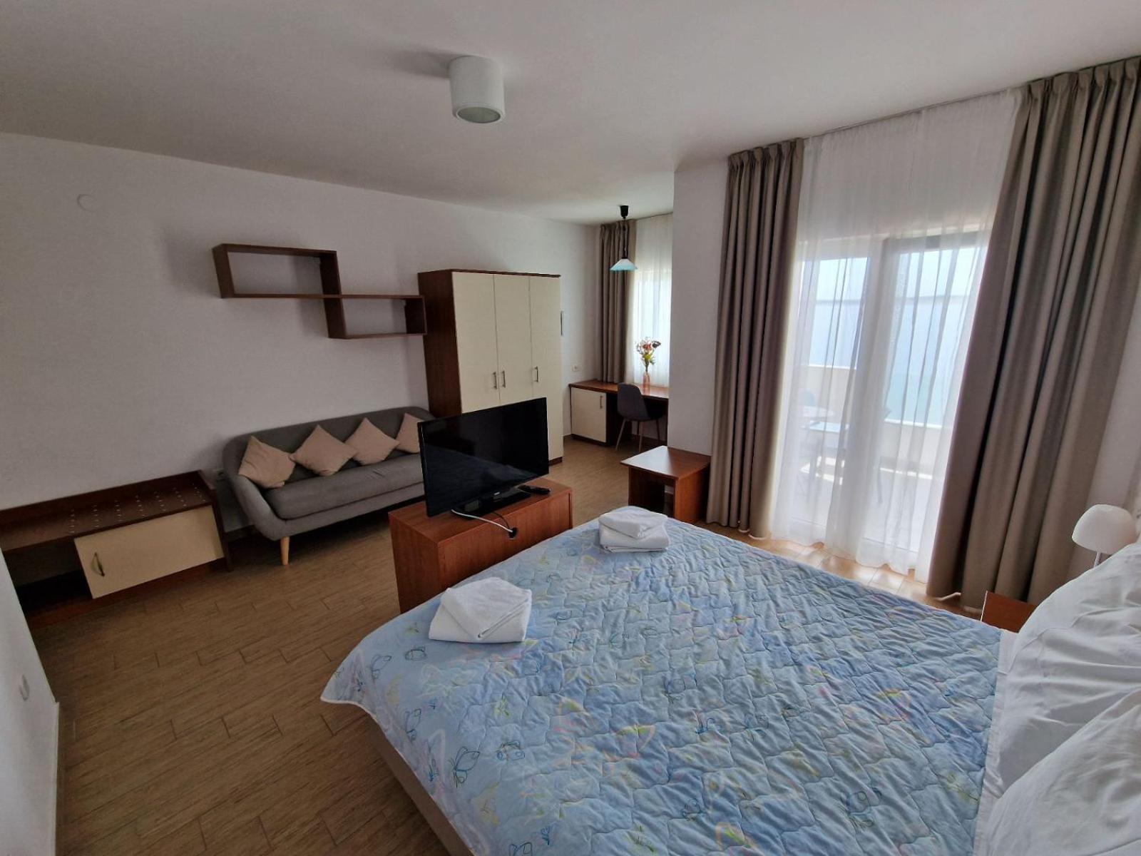 Pension Augustino Miletici Экстерьер фото